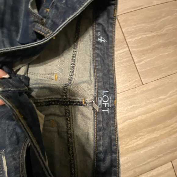 NEW Ann Taylor Loft  Distressed Jeans Mini Skirt Blue Denim Women 4 - Picture 4 of 5